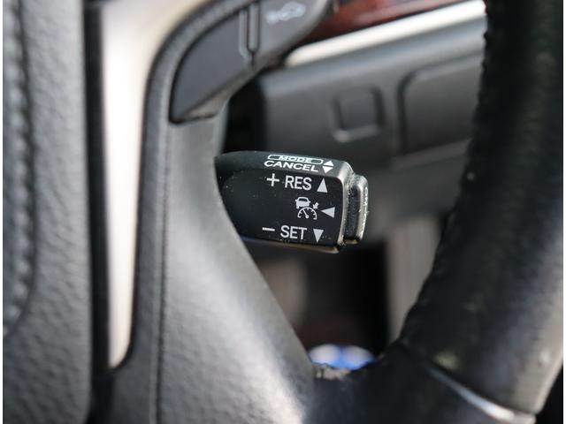 クラウンハイブリッド ロイヤルサルーン メモリーナビ フルセグ バックカメラ 衝突軽減ブレーキ シートヒーター パワーシート スマートキー クルコン ETC ステリモ ステアリングヒーター ブルーレイ再生 トランクイージークローザー(22枚目)