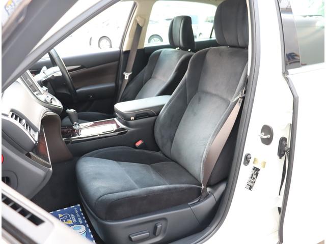 クラウンハイブリッド ロイヤルサルーン メモリーナビ フルセグ バックカメラ 衝突軽減ブレーキ シートヒーター パワーシート スマートキー クルコン ETC ステリモ ステアリングヒーター ブルーレイ再生 トランクイージークローザー(30枚目)