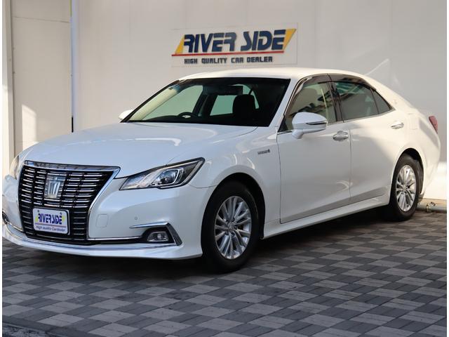 クラウンハイブリッド ロイヤルサルーン メモリーナビ フルセグ バックカメラ 衝突軽減ブレーキ シートヒーター パワーシート スマートキー クルコン ETC ステリモ ステアリングヒーター ブルーレイ再生 トランクイージークローザー(41枚目)