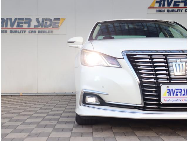 クラウンハイブリッド ロイヤルサルーン メモリーナビ フルセグ バックカメラ 衝突軽減ブレーキ シートヒーター パワーシート スマートキー クルコン ETC ステリモ ステアリングヒーター ブルーレイ再生 トランクイージークローザー(48枚目)