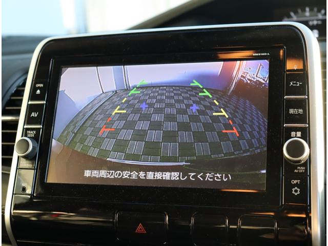 セレナ ハイウェイスター　プロパイロットエディション　８インチメモリーナビ　フルセグ　バックカメラ　フリップダウンモニター　両側電動スライドドア　アイドリングストップ　プロパイロット　３列シート　ステリモ　インテリジェントキー（9枚目）