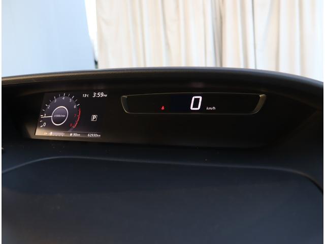 セレナ ハイウェイスター　プロパイロットエディション　８インチメモリーナビ　フルセグ　バックカメラ　フリップダウンモニター　両側電動スライドドア　アイドリングストップ　プロパイロット　３列シート　ステリモ　インテリジェントキー（22枚目）