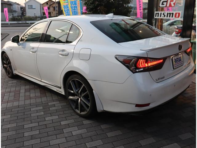 ＧＳ ＧＳ３００ｈ　Ｆスポーツ　純正ナビ　フルセグ　バックカメラ　ＥＴＣ　ＬＥＤ　電動リアゲート　スマートキー　黒革シート　シートヒーター／エアコン　３眼ＬＥＤ　電動リアゲート　クルコン　コーナーセンサー（6枚目）