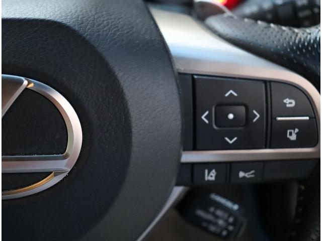 ＧＳ ＧＳ３００ｈ　Ｆスポーツ　純正ナビ　フルセグ　バックカメラ　ＥＴＣ　ＬＥＤ　電動リアゲート　スマートキー　黒革シート　シートヒーター／エアコン　３眼ＬＥＤ　電動リアゲート　クルコン　コーナーセンサー（12枚目）