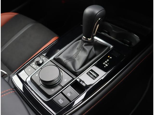 ＣＸ－３０ ２０Ｓ　レトロスポーツエディション　マツダコネクトナビ　フルセグ　全方位カメラ　バックカメラ　ハーフレザー　パワーシート　前後ドライブレコーダー　スマートキー　ＥＴＣ　ワンオーナー　クルコン　衝突軽減ブレーキ　シートヒーター（11枚目）