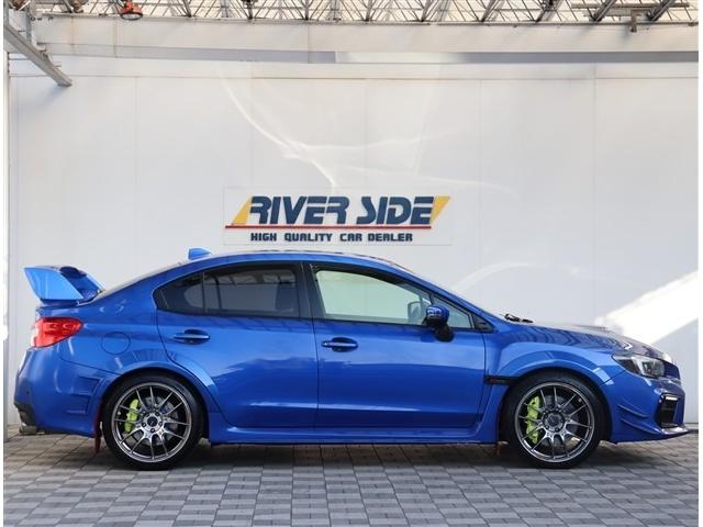 ＷＲＸ ＳＴＩ ＳＴＩ　タイプＳ　純正８インチメモリーナビ　フルセグ　バックカメラ　Ｓ・Ｆカメラ　シートヒーター　パワーシート　コーナーセンサー　マッドフラップ　ステリモ　ＳＴＩ４本出しマフラー（5枚目）