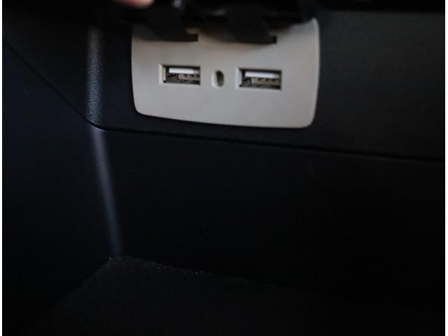 ＷＲＸ ＳＴＩ ＳＴＩ　タイプＳ　純正８インチメモリーナビ　フルセグ　バックカメラ　Ｓ・Ｆカメラ　シートヒーター　パワーシート　コーナーセンサー　マッドフラップ　ステリモ　ＳＴＩ４本出しマフラー（8枚目）