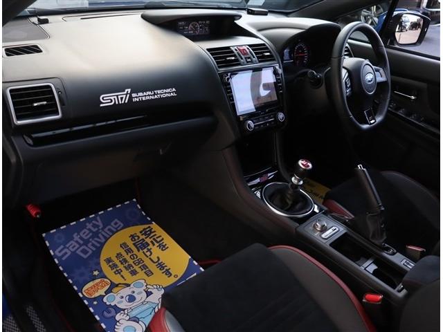 ＷＲＸ ＳＴＩ ＳＴＩ　タイプＳ　純正８インチメモリーナビ　フルセグ　バックカメラ　Ｓ・Ｆカメラ　シートヒーター　パワーシート　コーナーセンサー　マッドフラップ　ステリモ　ＳＴＩ４本出しマフラー（26枚目）