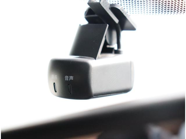 ＮＶ３５０キャラバンバン ロングライダープレミアムＧＸターボ　純正ナビ　フルセグ　アラウンドビューモニター　バックカメラ　ＥＴＣ　片側電動スライドドア　ＬＥＤ　ドラレコ　インテリジェントキー　ルーフスポイラー　リアヒーター／クーラー　４ＷＤ（9枚目）