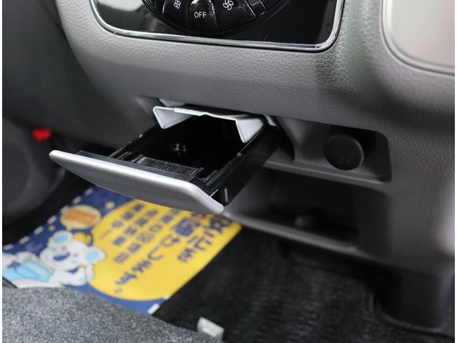 ＮＶ３５０キャラバンバン ロングライダープレミアムＧＸターボ　純正ナビ　フルセグ　アラウンドビューモニター　バックカメラ　ＥＴＣ　片側電動スライドドア　ＬＥＤ　ドラレコ　インテリジェントキー　ルーフスポイラー　リアヒーター／クーラー　４ＷＤ（19枚目）