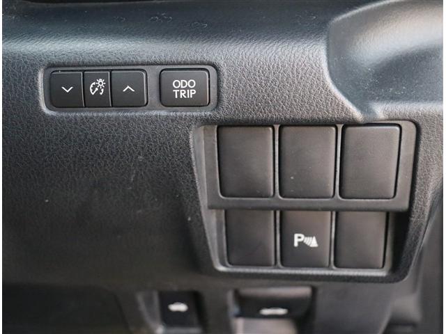 ＩＳ ＩＳ２００ｔ　メモリーナビ　フルセグ　バックカメラ　ＥＴＣ　ＨＩＤ　ハーフレザーシート　パワーシート　スマートキー　プッシュスタート　プリクラッシュセーフティ　クルコン　コーナーセンサー（28枚目）