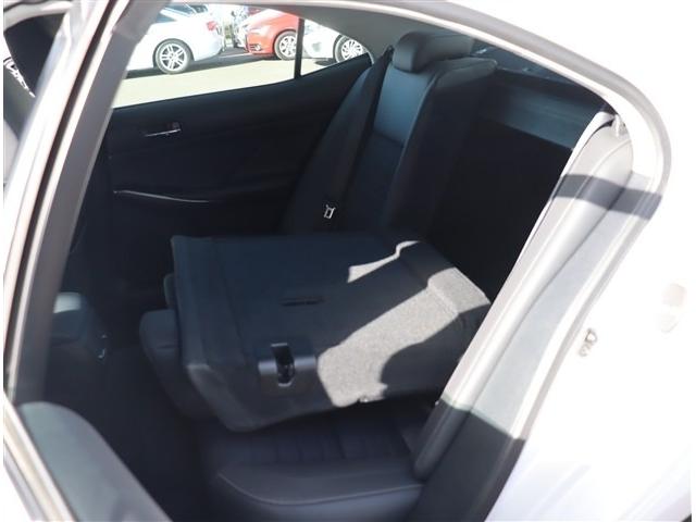 ＩＳ ＩＳ２００ｔ　メモリーナビ　フルセグ　バックカメラ　ＥＴＣ　ＨＩＤ　ハーフレザーシート　パワーシート　スマートキー　プッシュスタート　プリクラッシュセーフティ　クルコン　コーナーセンサー（42枚目）