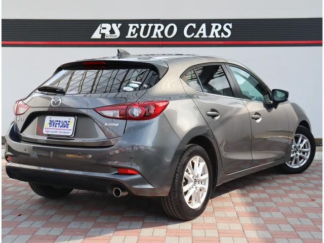 アクセラスポーツ １５Ｓ　プロアクティブ　メモリーナビ　フルセグ　バックカメラ　ＥＴＣ　コーナーセンサー　クルコン　スマートキー　レーンディパーチャー　ヘッドアップディスプレイ　ｉ－ｓｔｏｐ　純正１６インチアルミ　オートＡＣ　ステリモ（6枚目）