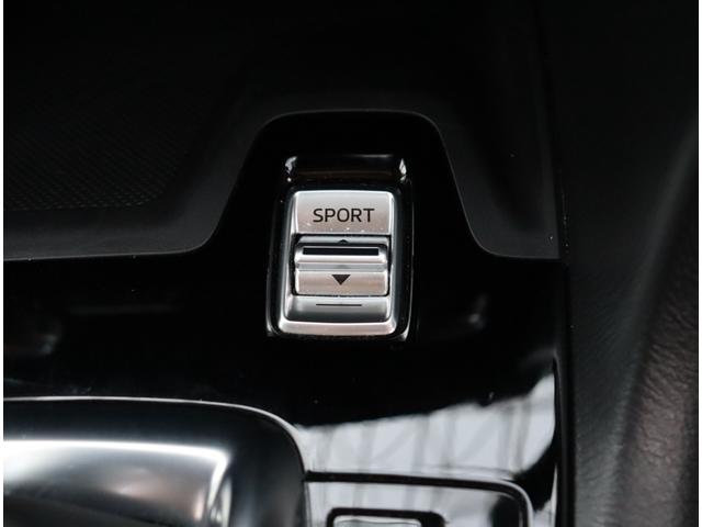 アクセラスポーツ １５Ｓ　プロアクティブ　メモリーナビ　フルセグ　バックカメラ　ＥＴＣ　コーナーセンサー　クルコン　スマートキー　レーンディパーチャー　ヘッドアップディスプレイ　ｉ－ｓｔｏｐ　純正１６インチアルミ　オートＡＣ　ステリモ（17枚目）