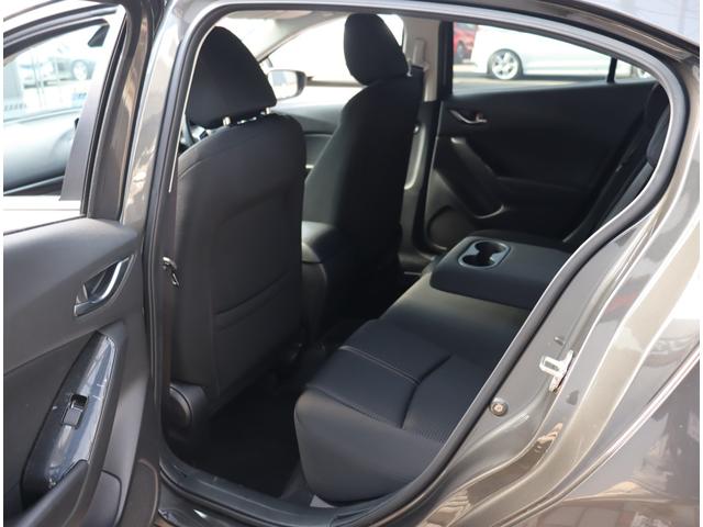 アクセラスポーツ １５Ｓ　プロアクティブ　メモリーナビ　フルセグ　バックカメラ　ＥＴＣ　コーナーセンサー　クルコン　スマートキー　レーンディパーチャー　ヘッドアップディスプレイ　ｉ－ｓｔｏｐ　純正１６インチアルミ　オートＡＣ　ステリモ（38枚目）