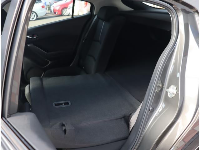 アクセラスポーツ １５Ｓ　プロアクティブ　メモリーナビ　フルセグ　バックカメラ　ＥＴＣ　コーナーセンサー　クルコン　スマートキー　レーンディパーチャー　ヘッドアップディスプレイ　ｉ－ｓｔｏｐ　純正１６インチアルミ　オートＡＣ　ステリモ（40枚目）