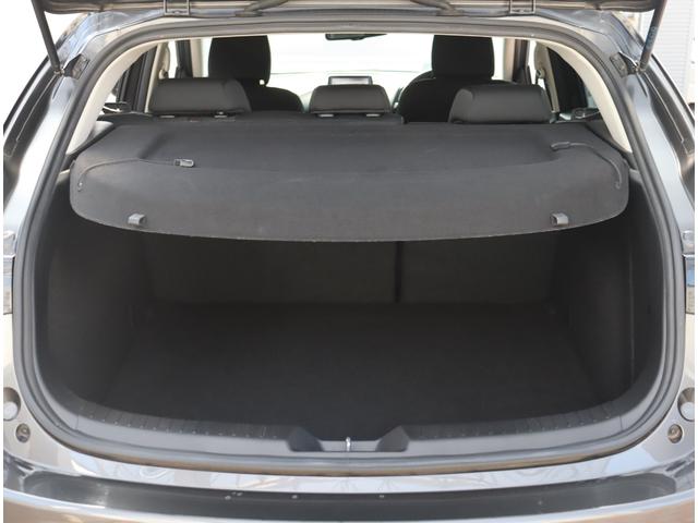 アクセラスポーツ １５Ｓ　プロアクティブ　メモリーナビ　フルセグ　バックカメラ　ＥＴＣ　コーナーセンサー　クルコン　スマートキー　レーンディパーチャー　ヘッドアップディスプレイ　ｉ－ｓｔｏｐ　純正１６インチアルミ　オートＡＣ　ステリモ（41枚目）