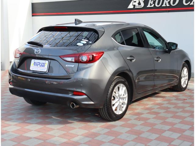 アクセラスポーツ １５Ｓ　プロアクティブ　メモリーナビ　フルセグ　バックカメラ　ＥＴＣ　コーナーセンサー　クルコン　スマートキー　レーンディパーチャー　ヘッドアップディスプレイ　ｉ－ｓｔｏｐ　純正１６インチアルミ　オートＡＣ　ステリモ（56枚目）