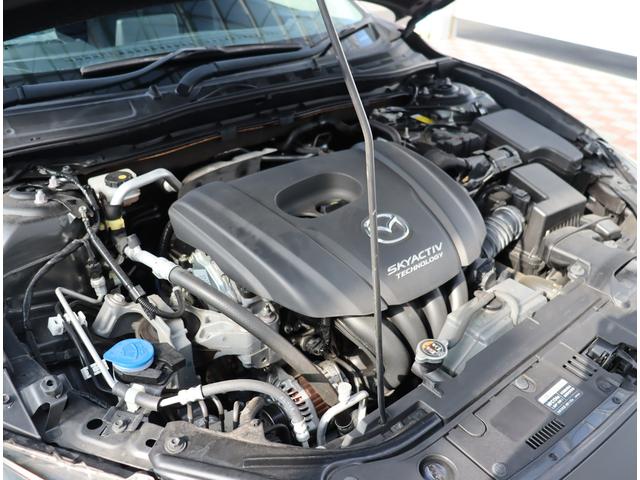 アクセラスポーツ １５Ｓ　プロアクティブ　メモリーナビ　フルセグ　バックカメラ　ＥＴＣ　コーナーセンサー　クルコン　スマートキー　レーンディパーチャー　ヘッドアップディスプレイ　ｉ－ｓｔｏｐ　純正１６インチアルミ　オートＡＣ　ステリモ（62枚目）