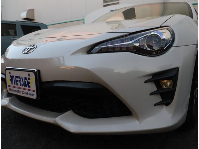 ８６ ＧＴリミテッド　ハイパフォーマンスパッケージ　純正メモリーナビ　フルセグ　ＣＤ再生　スマートキー　プッシュスタート　クルコン　シートヒーター　リアスポイラー　ＬＥＤ　ＡＢＳ　ＳＲＳ（25枚目）