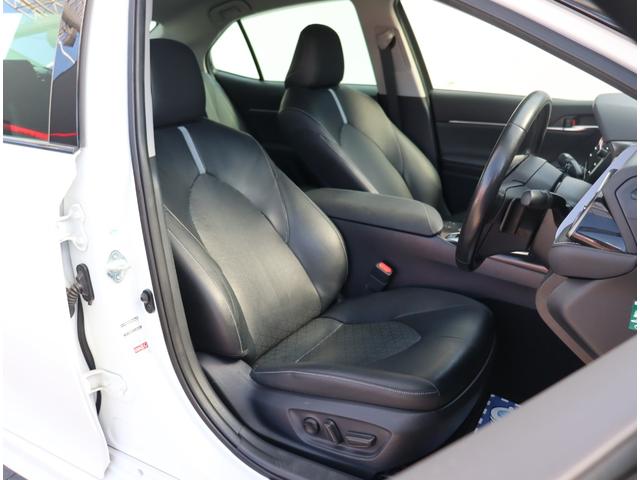 カムリ ＷＳレザーパッケージ　フルセグ　バックカメラ　黒革　シートヒーター　ＬＥＤ　パワーシート　クルコン　ＥＴＣ　トヨタセーフティセンス　ステリモ　パドルシフト　オートＡＣ（28枚目）