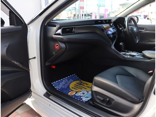 カムリ ＷＳレザーパッケージ　フルセグ　バックカメラ　黒革　シートヒーター　ＬＥＤ　パワーシート　クルコン　ＥＴＣ　トヨタセーフティセンス　ステリモ　パドルシフト　オートＡＣ（32枚目）