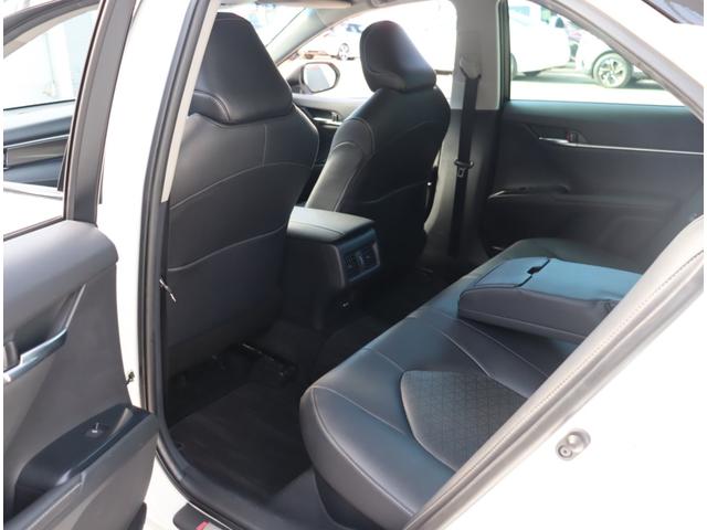 カムリ ＷＳレザーパッケージ　フルセグ　バックカメラ　黒革　シートヒーター　ＬＥＤ　パワーシート　クルコン　ＥＴＣ　トヨタセーフティセンス　ステリモ　パドルシフト　オートＡＣ（36枚目）