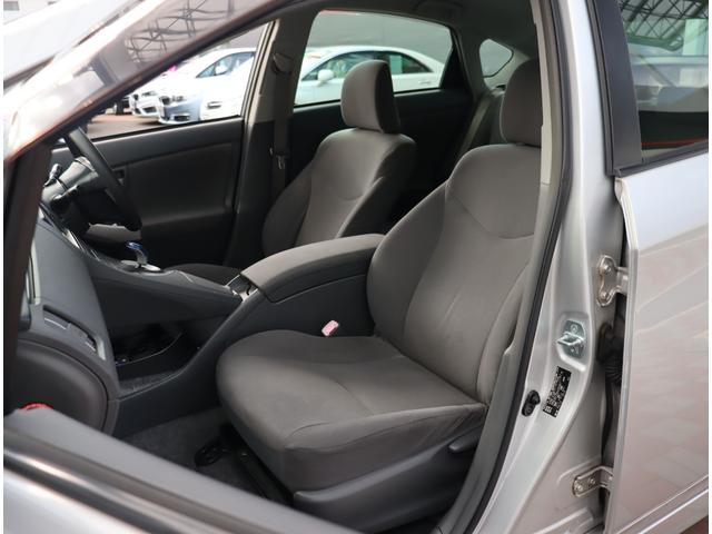 プリウス Ｓ　純正ＨＤＤナビ　ワンセグ　バックカメラ　ＥＴＣ　スマートキー　プッシュスタート　ＣＤ再生　Ｂｌｕｅｔｏｏｔｈ接続　電動格納ミラー　純正１５インチアルミ　フォグランプ（28枚目）