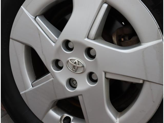 プリウス Ｓ　純正ＨＤＤナビ　ワンセグ　バックカメラ　ＥＴＣ　スマートキー　プッシュスタート　ＣＤ再生　Ｂｌｕｅｔｏｏｔｈ接続　電動格納ミラー　純正１５インチアルミ　フォグランプ（40枚目）