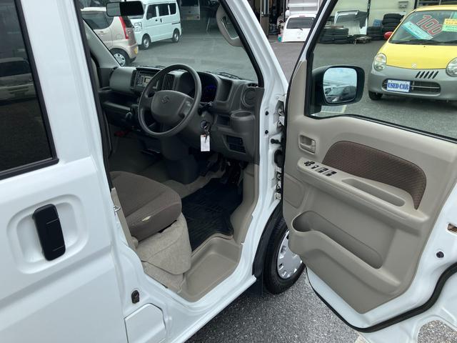 エブリイ ジョインターボ　５ＳＰＥＥＤ　フルタイム４ＷＤ　クラッチ交換済み　ヒーテッドリモコンドアミラー付５速フル装備（7枚目）