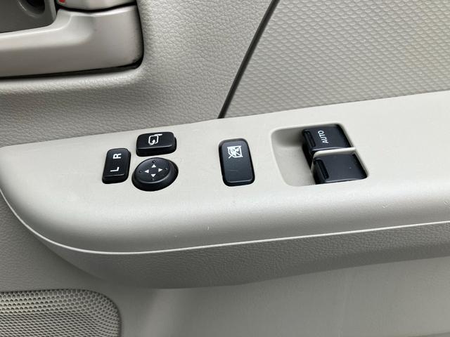 スクラム ＰＣスペシャル　レーダーブレーキサポート　ＤＳＣ＆ＴＣＳ　パワーウインド　スモークガラス　電動格納リモコンドアミラー付４速オートマフル装備（19枚目）