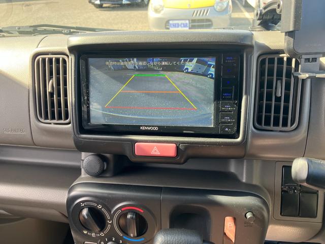 エブリイ ＰＣ　デュアルカメラブレーキサポート　リアパーキングセンサー　ナビフルセグＴＶ　ＥＴＣ　４速オートマフル装備（17枚目）