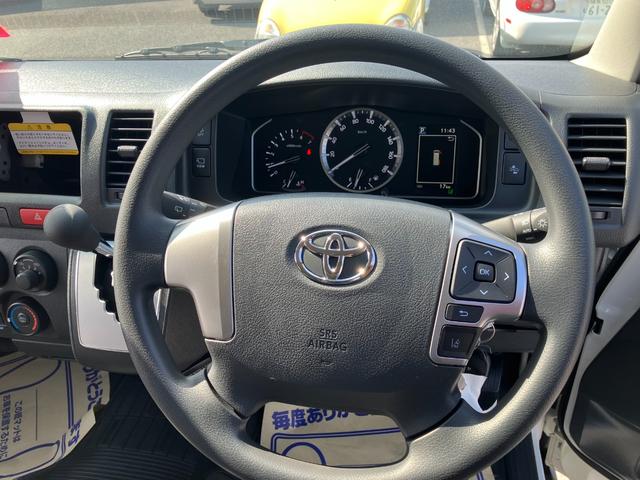 ハイエースバン ロングDX GLパッケージ 走行17キロ!未使用車!デジタルインナーミラー パノラミックビューモニター ダブルエアコン&リアヒーター 両側&バックドアイージークローザー付6速オートマフル装備(14枚目)