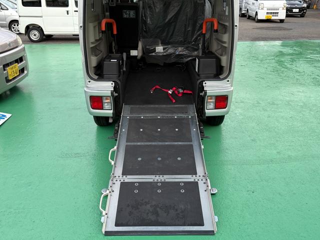 エブリイワゴン Ｗ６６０ウィズ車いす移動車　分割リアシート　１オーナー被害軽減ブレーキ・３６０度ドラレコ（8枚目）