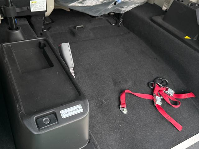 エブリイワゴン Ｗ６６０ウィズ車いす移動車　分割リアシート　１オーナー被害軽減ブレーキ・３６０度ドラレコ（9枚目）