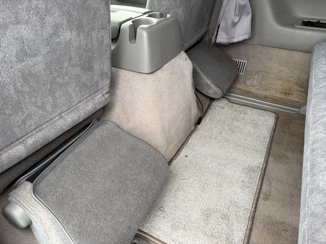 ボンゴフレンディ RF-V オートフリートップ・101966Km時タイベルW/P交換済・ガソリン2.5L・フルセグナビ・リヤモニター(20枚目)