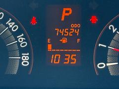 ���Ե�Υ��������������� 6