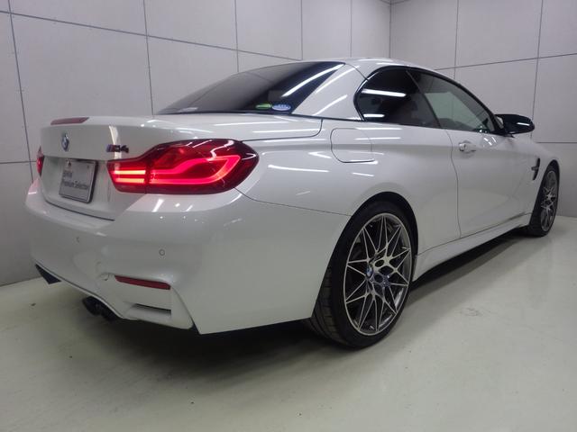 M4カブリオレ コンペティション サキールオレンジレザー・20インチAW・アダプティブサスペンション・ヘッドアップディスプレイ・カーボンファイバーインテリアトリム・被害軽減衝突ブレーキ・バックカメラ・電動シート・シートヒーター(26枚目)