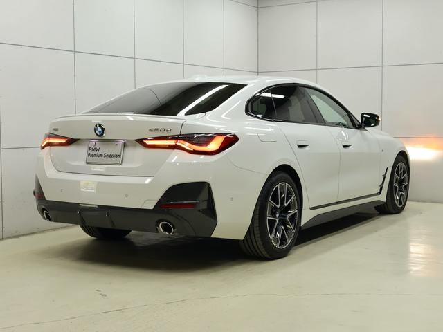 ４シリーズ ４２０ｄ　ｘＤｒｉｖｅグランクーペＭスポハイラインＰ　ハイラインパッケージ・ブラックレザー・ハンズオフアシスト・レーンキープアシスト・アクティブクルーズコントロール・ヘッドアップディスプレイ・全周囲カメラ・後退アシスト（2枚目）