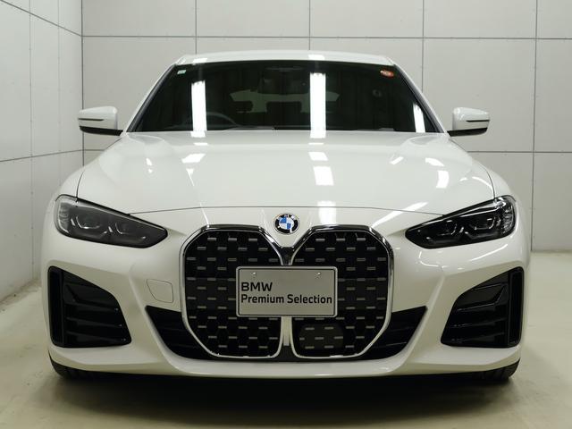 ４シリーズ ４２０ｄ　ｘＤｒｉｖｅグランクーペＭスポハイラインＰ　ハイラインパッケージ・ブラックレザー・ハンズオフアシスト・レーンキープアシスト・アクティブクルーズコントロール・ヘッドアップディスプレイ・全周囲カメラ・後退アシスト（21枚目）