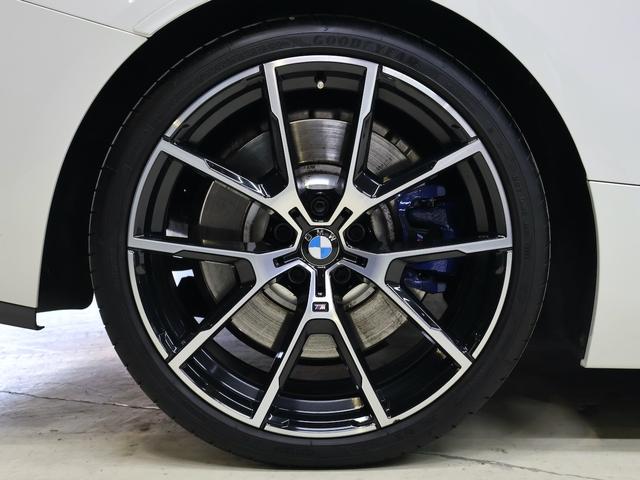 8シリーズ 840d xDriveクーペ ナイトブルーバイカラーレザー・20インチAW・harmankardon・ヘッドアップディスプレイ・BMWレーザーライト全方位カメラ(4枚目)