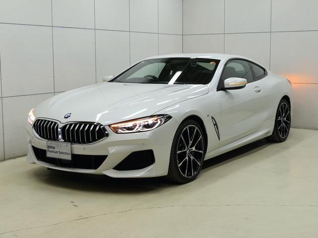 8シリーズ 840d xDriveクーペ ナイトブルーバイカラーレザー・20インチAW・harmankardon・ヘッドアップディスプレイ・BMWレーザーライト全方位カメラ(6枚目)