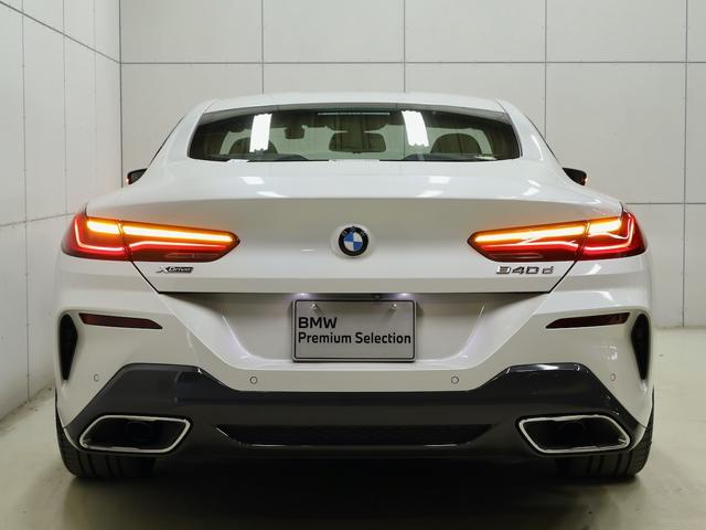 8シリーズ 840d xDriveクーペ ナイトブルーバイカラーレザー・20インチAW・harmankardon・ヘッドアップディスプレイ・BMWレーザーライト全方位カメラ(10枚目)