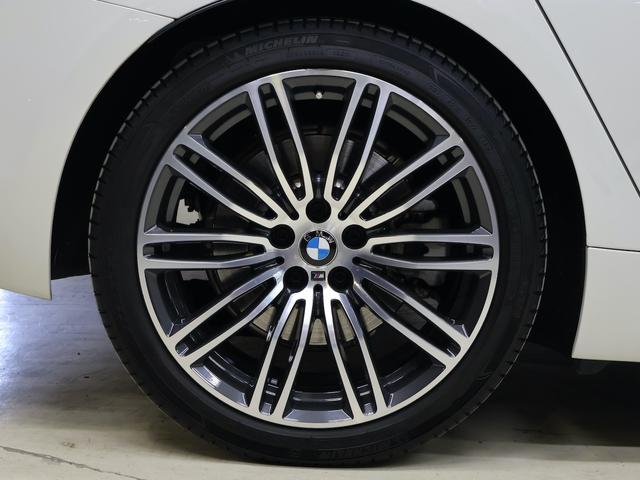 5シリーズ 523dツーリング Mスポーツ ハイラインパッケージ ブラックレザー・19インチAW・ヘッドアップディスプレイ・全方位カメラ・アクティブクルーズ・ステアリングアシスト(4枚目)