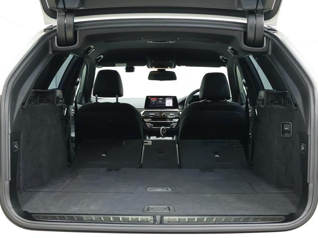 5シリーズ 523dツーリング Mスポーツ ハイラインパッケージ ブラックレザー・19インチAW・ヘッドアップディスプレイ・全方位カメラ・アクティブクルーズ・ステアリングアシスト(12枚目)