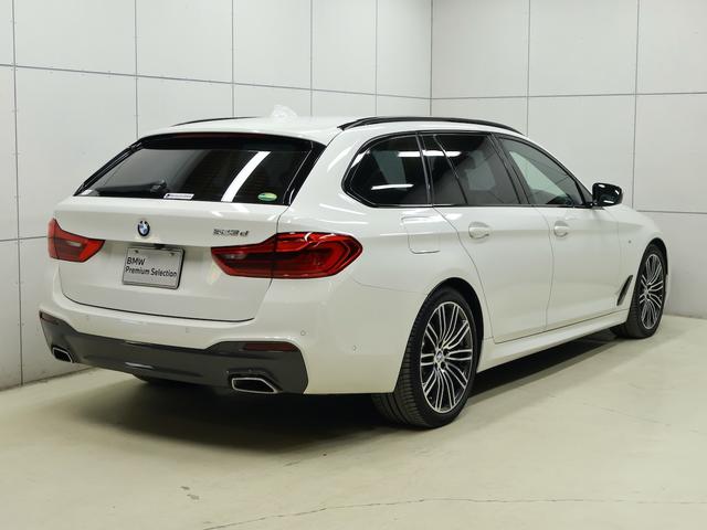 5シリーズ 523dツーリング Mスポーツ ハイラインパッケージ ブラックレザー・19インチAW・ヘッドアップディスプレイ・全方位カメラ・アクティブクルーズ・ステアリングアシスト(24枚目)