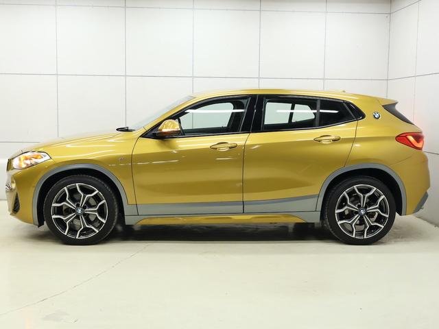 Ｘ２ ｓＤｒｉｖｅ　１８ｉ　ＭスポーツＸ　ハイラインＰＫＧ・ブラックレザー・アドバンスドＰＫＧ・ＨＵＤ・ＡＣＣ・１９インチＡＷ・電動シート・シートヒーター（8枚目）