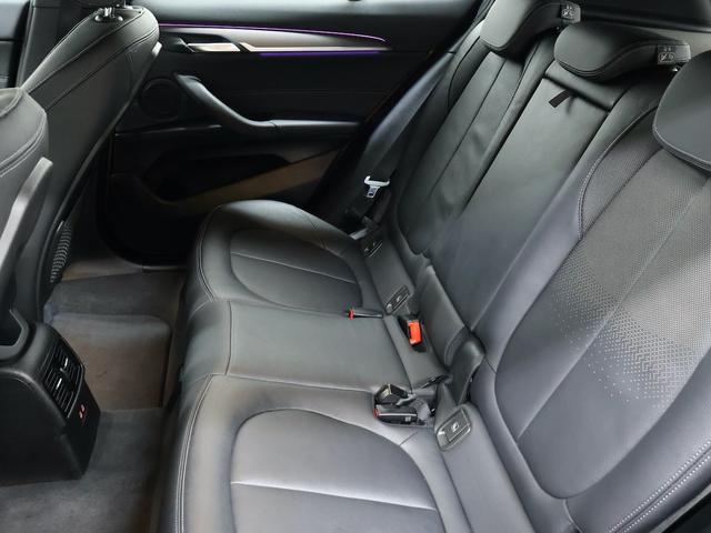 Ｘ２ ｓＤｒｉｖｅ　１８ｉ　ＭスポーツＸ　ハイラインＰＫＧ・ブラックレザー・アドバンスドＰＫＧ・ＨＵＤ・ＡＣＣ・１９インチＡＷ・電動シート・シートヒーター（15枚目）