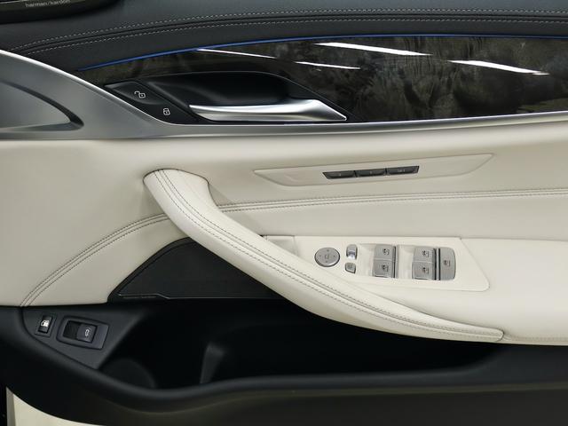 ５シリーズ ５３０ｅ　Ｍスポーツ　５０ｔｈアニバーサリーＥＤ　ＥＸアイボリーナッパレザー・２０インチＡＷ・コンフォートシート・ヘッドアップディスプレイ・ｈａｒｍａｎｋａｒｄｏｎスピーカー（35枚目）