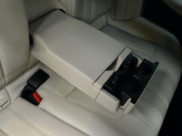 ５シリーズ ５３０ｅ　Ｍスポーツ　５０ｔｈアニバーサリーＥＤ　ＥＸアイボリーナッパレザー・２０インチＡＷ・コンフォートシート・ヘッドアップディスプレイ・ｈａｒｍａｎｋａｒｄｏｎスピーカー（38枚目）